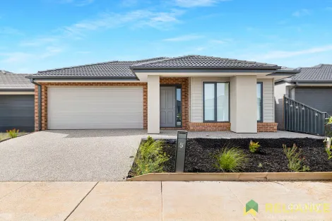 5 Jacobena Rd, Melton South, VIC 3338