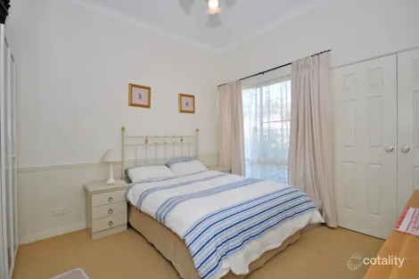Property photo of 52 Taittinger Grove The Vines WA 6069