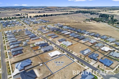 Property photo of 52 Greenfields Boulevard Romsey VIC 3434
