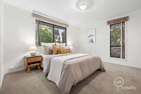 Property photo of 2 Valencia Boulevard Doreen VIC 3754
