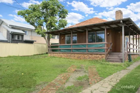 6 Drew St, Greenacre, NSW 2190