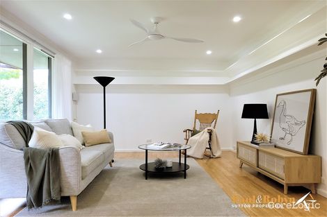Property photo of 16 Woodger Parade Karabar NSW 2620