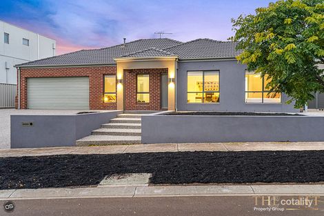 Property photo of 24 Shoalhaven Drive Caroline Springs VIC 3023