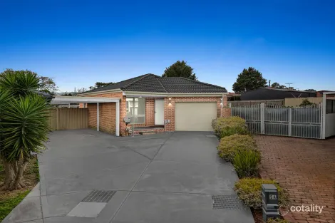 5a Dianna Ct, Hampton Park, VIC 3976