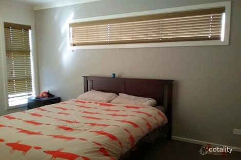 Property photo of 37 Stoneyfell Road Point Cook VIC 3030