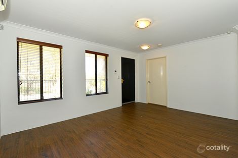 Property photo of 4 Ripplevale Circle Carramar WA 6031