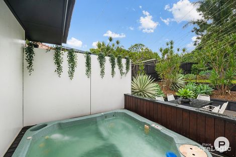 Property photo of 294 Creek Road Mount Gravatt East QLD 4122