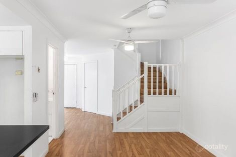 Property photo of 156 Greenacre Drive Arundel QLD 4214