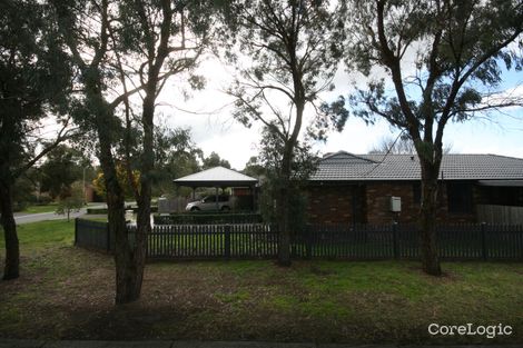 Property photo of 13 Honeysuckle Walk Croydon South VIC 3136