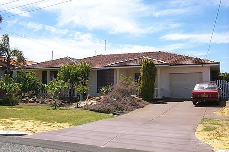 4 Amberley Way, Hamilton Hill, WA 6163