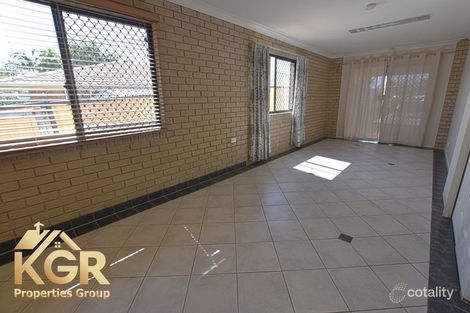 11 Newburn St, Hillcrest, QLD 4118