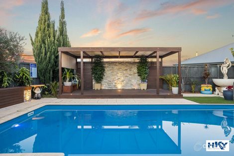 Property photo of 17 Fairview Heights Ellenbrook WA 6069