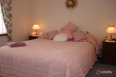 Property photo of 31 Mirror Cove Waikiki WA 6169