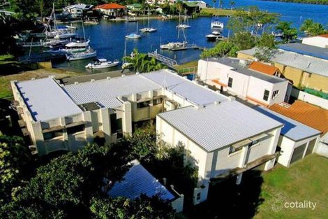 35 Howard St, Runaway Bay, QLD 4216