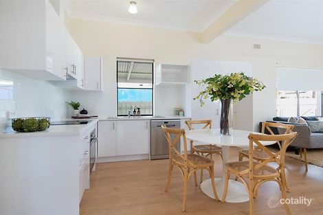 Property photo of 2 Waratah Street Mayfield NSW 2304