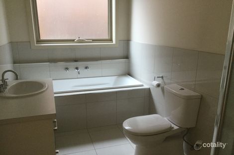 Property photo of 10/13 Elsey Road Reservoir VIC 3073