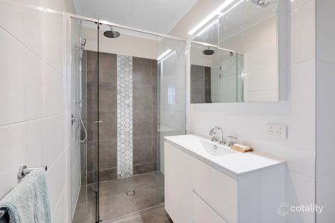 Property photo of 136 Dibar Street Wynnum QLD 4178