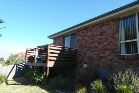 2/8 Mountain View Ct, Prospect Vale, TAS 7250
