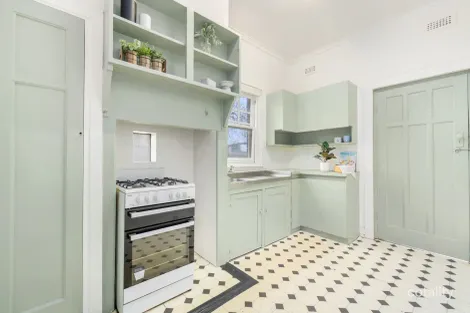Property photo of 4/158 Chapel Street St Kilda VIC 3182