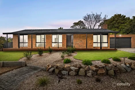 2 Chamouni Ct, Frankston, VIC 3199