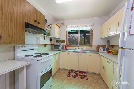 Property photo of 8 Hillview Place Sunshine Bay NSW 2536