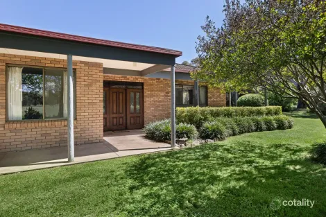 105 Graves Rd, Mansfield, VIC 3722