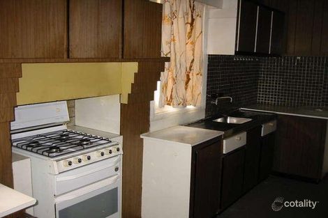 Property photo of 2/27 Kitchener Road Croydon VIC 3136