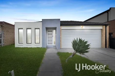 Property photo of 7 Pharaoh Drive Cranbourne VIC 3977