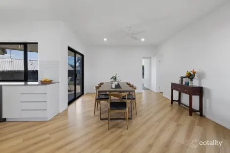 Property photo of 20 Barber Drive Eimeo QLD 4740