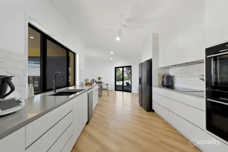 Property photo of 20 Barber Drive Eimeo QLD 4740