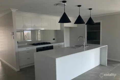 Property photo of 3 Marshlocks Crescent Caboolture QLD 4510