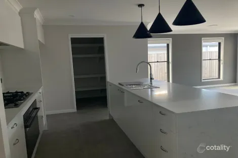 Property photo of 3 Marshlocks Crescent Caboolture QLD 4510