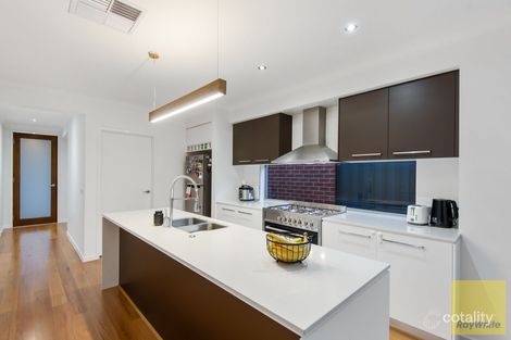 Property photo of 32 Elmhurst Road Truganina VIC 3029