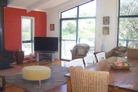 Property photo of 14 Paris Crescent Venus Bay VIC 3956