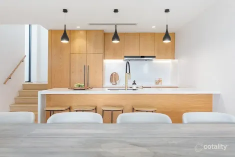 Property photo of 1249 Anzac Parade Chifley NSW 2036