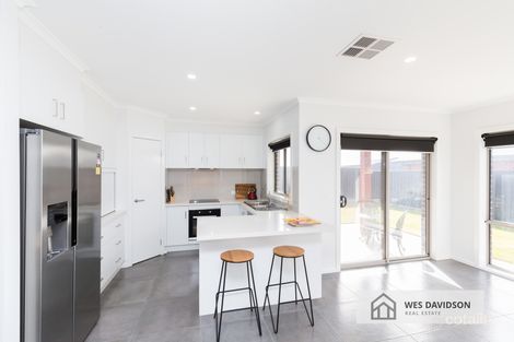 Property photo of 2 Luker Street Horsham VIC 3400