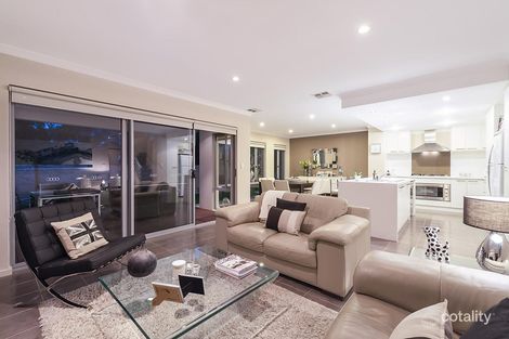 Property photo of 2A Lowe Street Karrinyup WA 6018