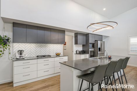 Property photo of 5 Tucker Close Thrumster NSW 2444