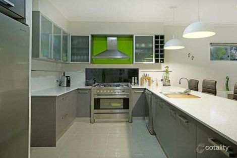 Property photo of 34 Rhodium Crescent Hope Island QLD 4212