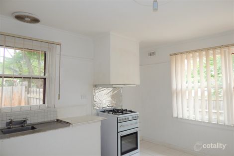Property photo of 6 Evans Crescent Reservoir VIC 3073