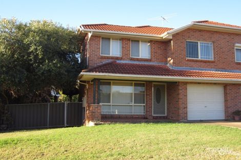 32b Derwent Pl, Bossley Park, NSW 2176