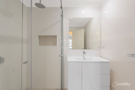 Property photo of 24/2 Doyalson Place Helensvale QLD 4212