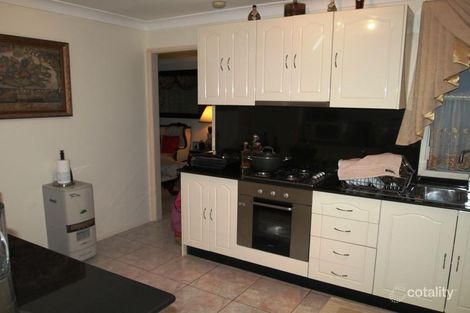 Property photo of 8 Romley Crescent Oakhurst NSW 2761