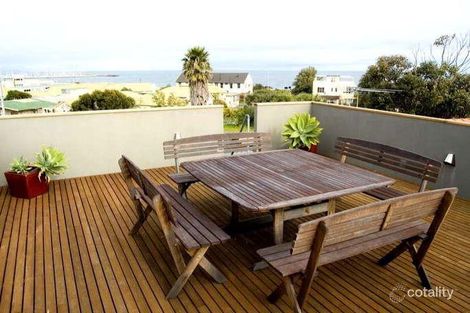 Property photo of 16 Holyrood Street Hampton VIC 3188