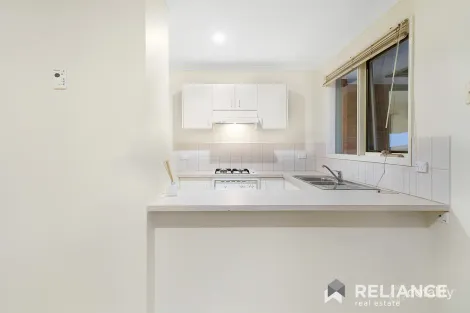 Property photo of 12 Woolpack Street Hoppers Crossing VIC 3029