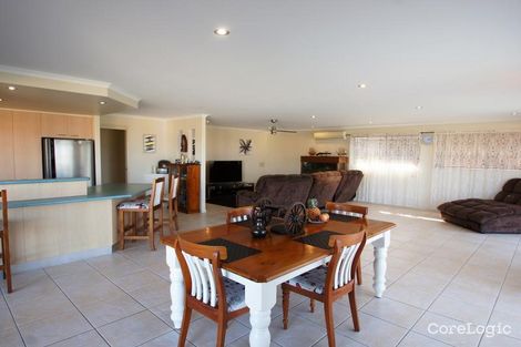 Property photo of 5 Admiralty Place Coral Cove QLD 4670