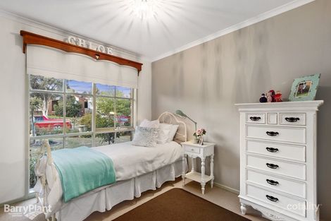 Property photo of 32 Chevalier Crescent Mooroolbark VIC 3138
