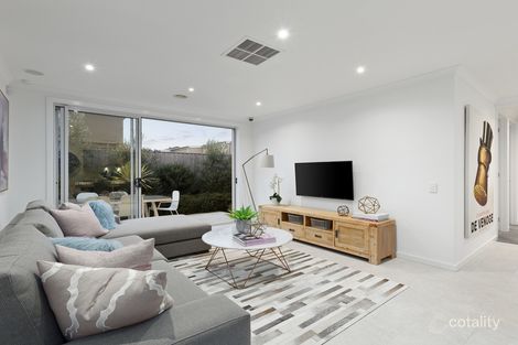 Property photo of 30 Unity Drive Mount Duneed VIC 3217