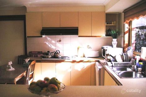 Property photo of 9 Georgette Crescent Endeavour Hills VIC 3802