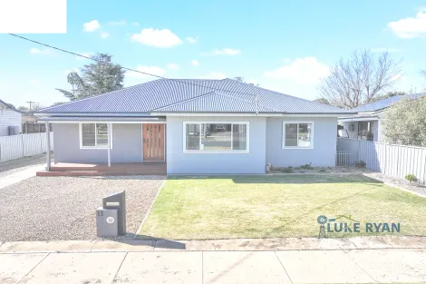 Property photo of 11 Queen Street Rochester VIC 3561